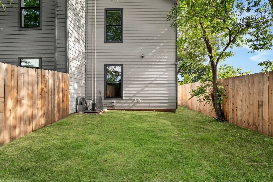 More Photos Of 125 Dashiell St, San Antonio Multifamily For Sale