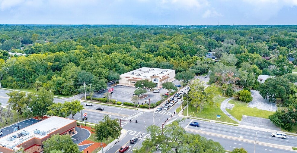 More Photos Of 609 Kingsley Ave, Orange Park Drugstore For Sale