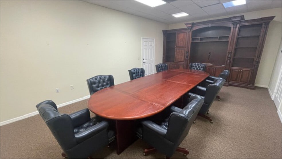 More Photos Of 12336 Tamiami Trl, Naples Office For Sale