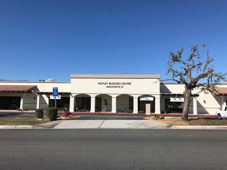 More Photos Of 41625 Eclectic St, Palm Desert Showroom For Lease