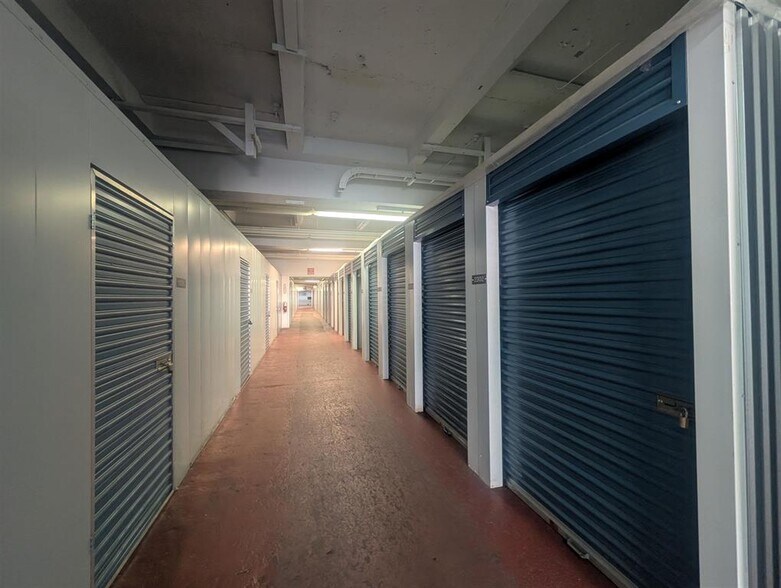 More Photos Of 91 Main St, Claremont Self Storage For Sale
