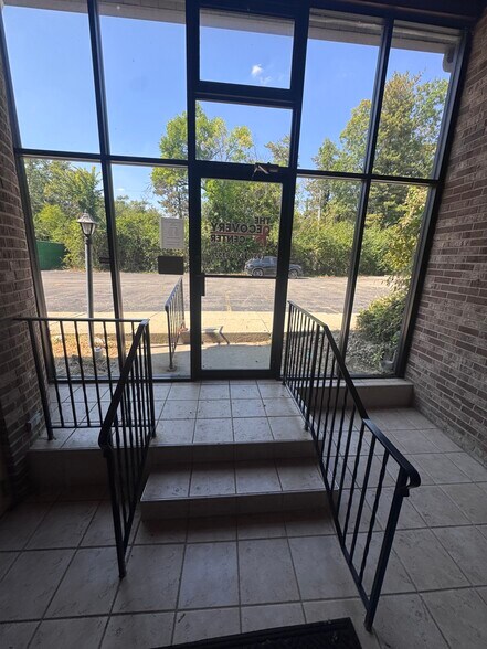 More Photos Of 7345 Far Hills Ave, Dayton Medical For Lease