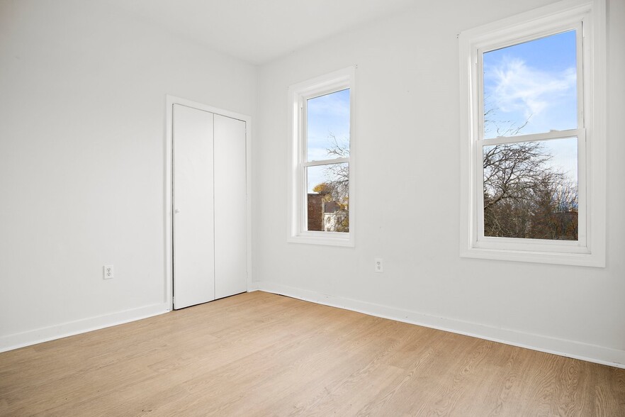 More Photos Of 252-254 Magnolia St, Dorchester Apartments For Sale