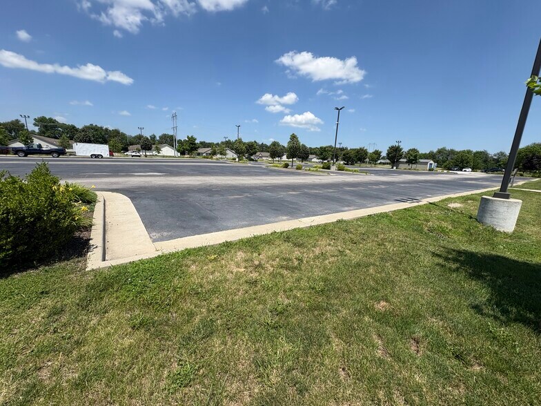 More Photos Of 2306 IFCU way, Lafayette Auto Dealership For Sale