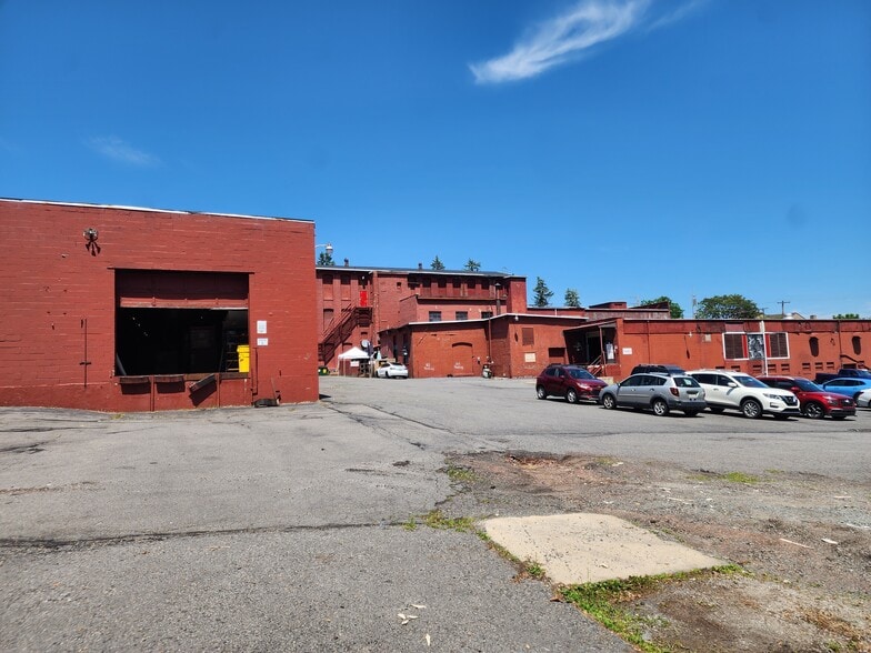 More Photos Of 75 Stark St, Hudson Manufacturing For Sale