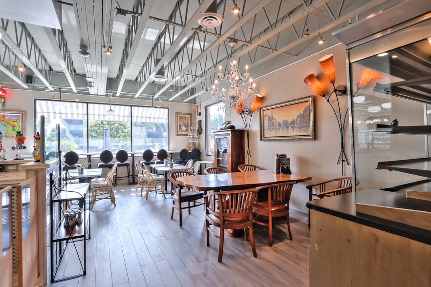 More Photos Of 923 S Bascom Ave, San Jose Restaurant For Lease