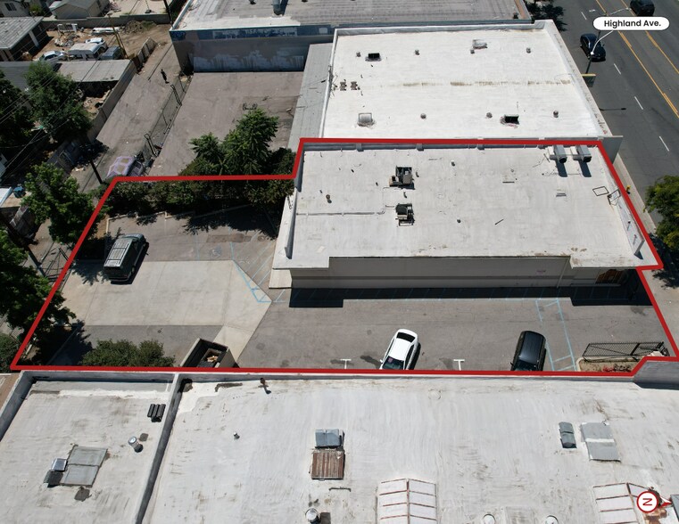 More Photos Of 445 W Highland Ave, San Bernardino Storefront For Sale