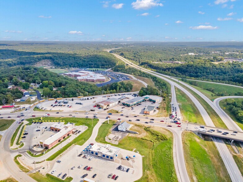 More Photos Of 771 E HWY 54, Camdenton Office For Sale