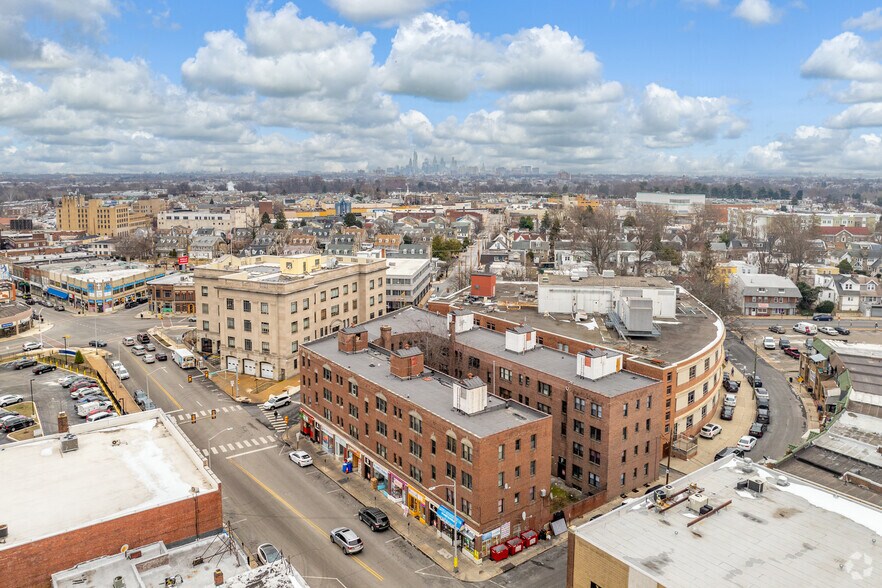More Photos Of 130-146 Garrett Rd, Upper Darby Township Apartments For Sale