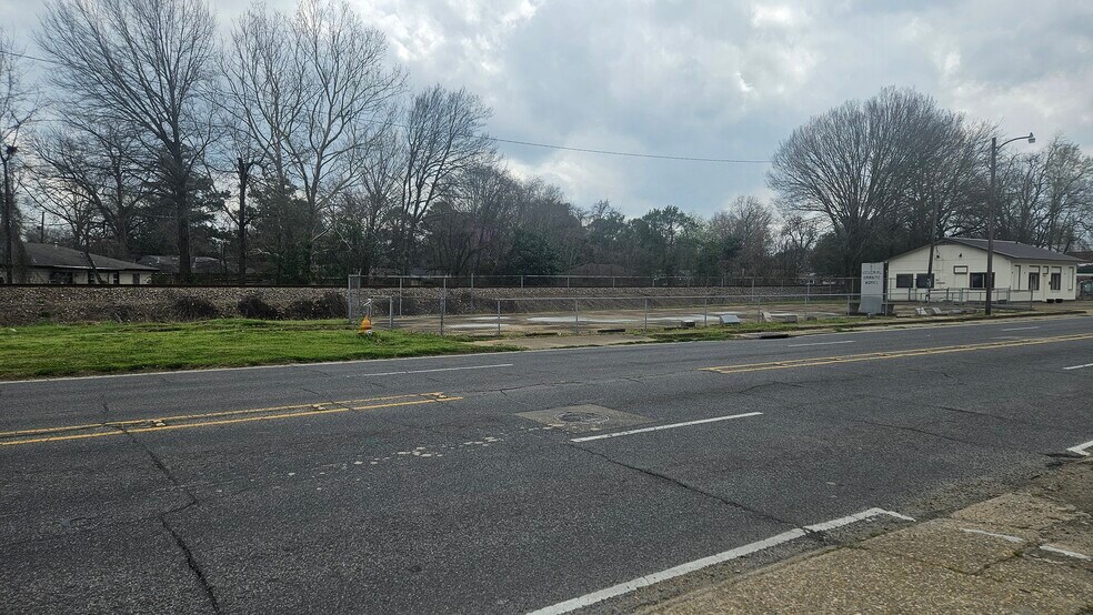 More Photos Of 2630 Desiard St, Monroe Storefront Retail Office For Sale