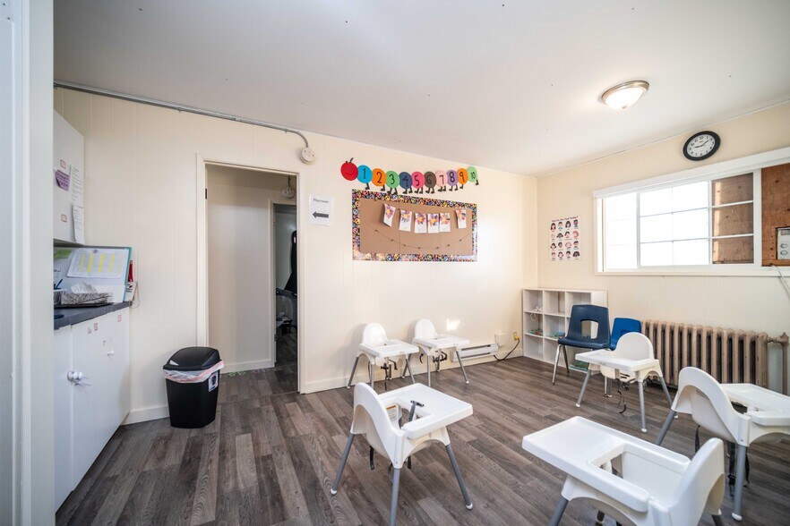 More Photos Of 45768 Hocking Av, Chilliwack Daycare Center For Sale