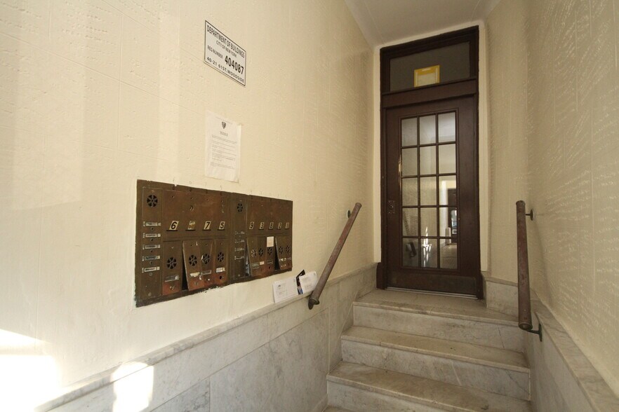 More Photos Of 4021 61st St, Woodside Apartments For Sale