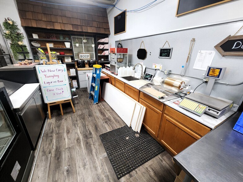 More Photos Of 126 N Roland St, Mc Bain Storefront For Sale
