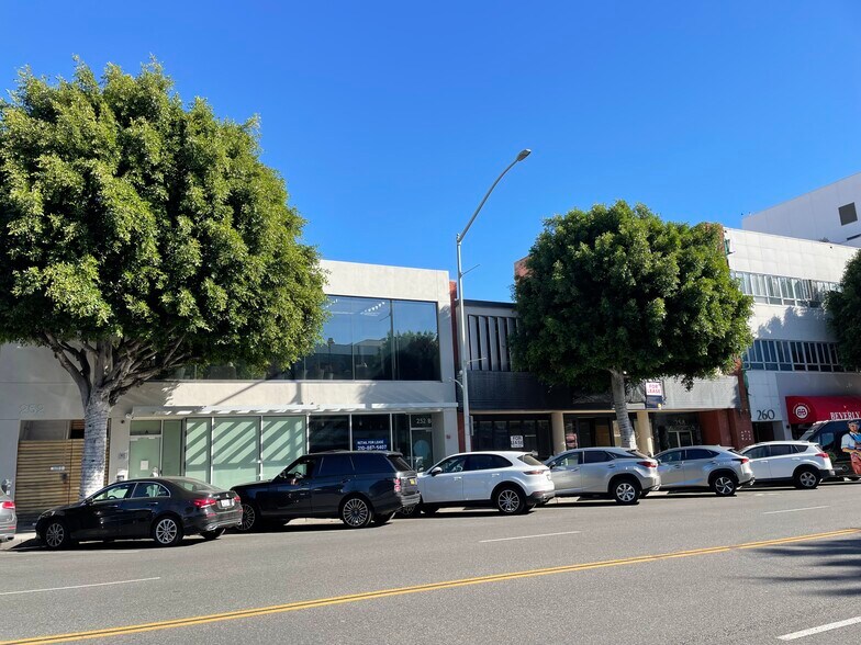 More Photos Of 252 S Beverly Dr, Beverly Hills Office For Lease