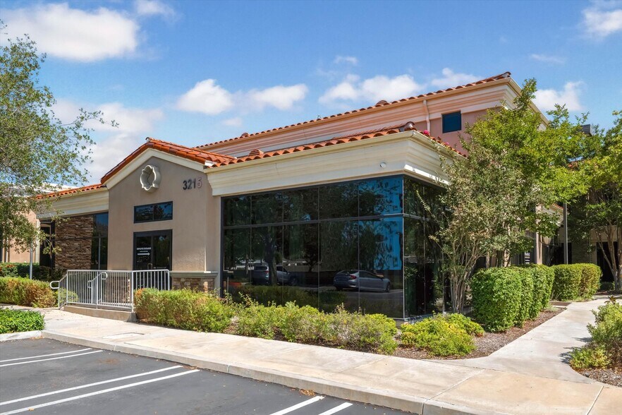 More Photos Of 3215 Old Conejo Rd, Newbury Park Medical For Sale