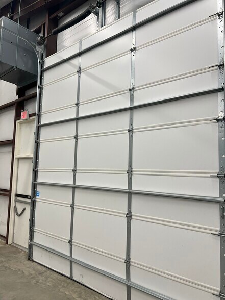 More Photos Of 3111 IH 30, Dallas Light Distribution For Lease