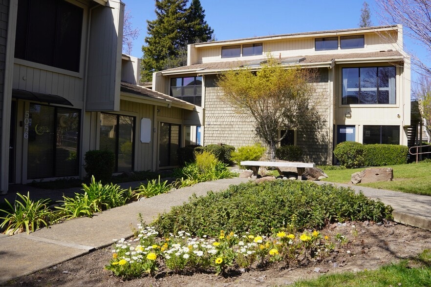 More Photos Of 5060 Sunrise Blvd, Fair Oaks Loft Creative Space For Sale