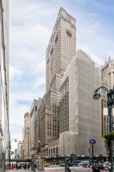 More Photos Of 60 E 42nd St, New York Office For Lease
