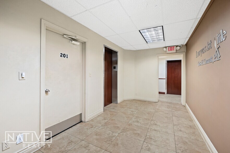 More Photos Of 2817 E Oakland Park Blvd, Fort Lauderdale Office For Sale