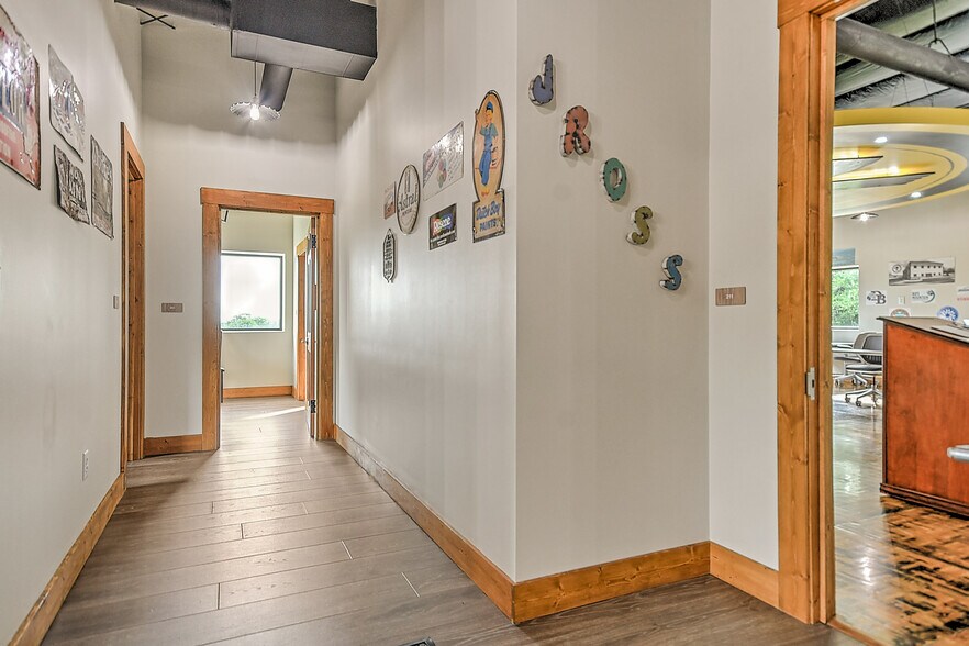 More Photos Of 915 Millennium Ct, Blountville Warehouse For Sale
