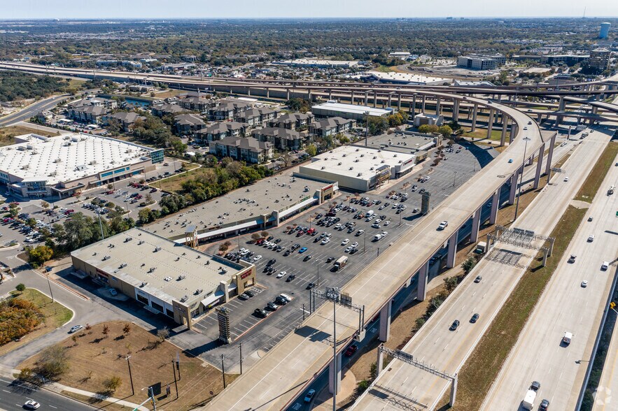 More Photos Of 13945 Research Blvd, Austin Unknown For Lease