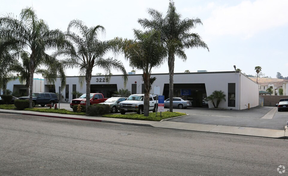 More Photos Of 3225 Roymar Rd, Oceanside Warehouse For Lease