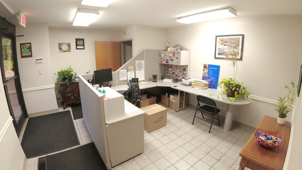 More Photos Of 3502 Overlook Cir, Knoxville Light Distribution For Sale