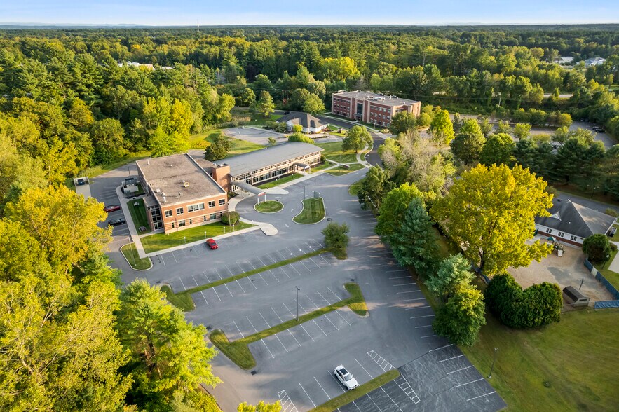 More Photos Of 6 Care Ln, Saratoga Springs Medical For Lease