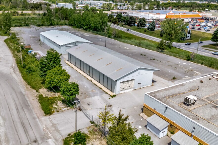 More Photos Of 260 Bell Blvd, Belleville Freestanding For Lease