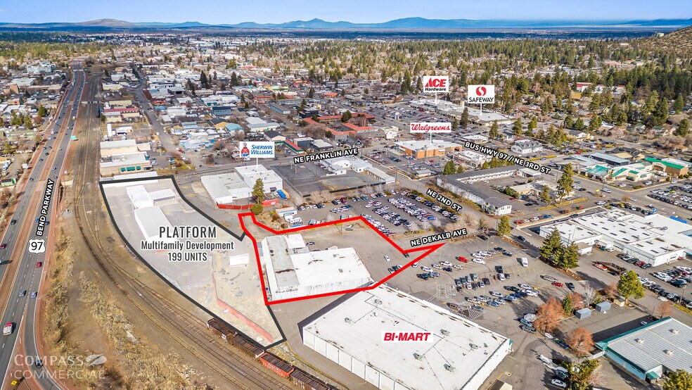 More Photos Of 355 NE 2nd St, Bend Warehouse For Sale