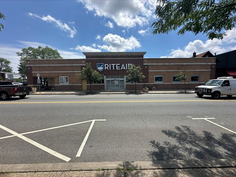 More Photos Of 330-332 Raritan Ave, Highland Park Drugstore For Sale