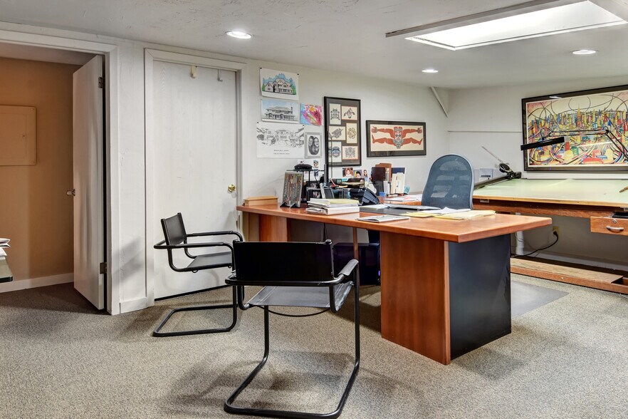 More Photos Of 1800 Commerce St, Boulder Manufacturing For Lease