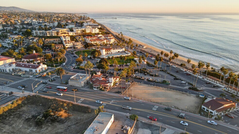 More Photos Of 1814 N El Camino Real, San Clemente Restaurant For Sale