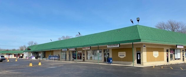 More Photos Of 5600-5649 167th St, Tinley Park Unknown For Lease