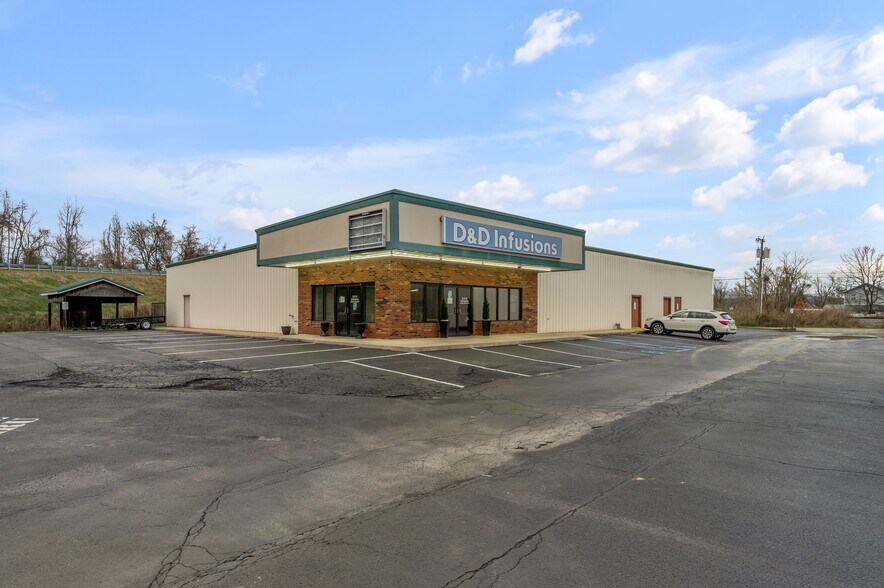 More Photos Of 1629 Ashland Rd, Greenup Freestanding For Sale