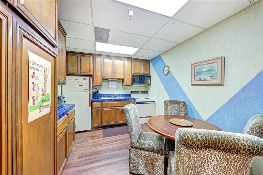 More Photos Of 8350 Florence Ave, Downey Coworking Space