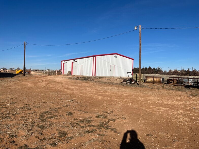 More Photos Of 11603 N Fm 2528, Lubbock Warehouse For Lease