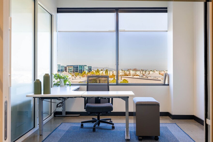 More Photos Of 1840 Gateway Dr, San Mateo Coworking Space