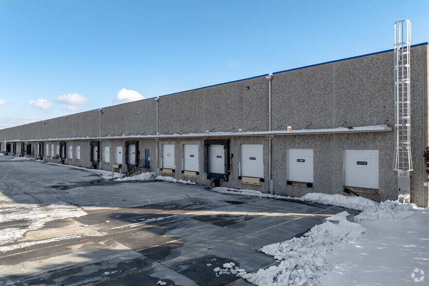 More Photos Of 1 Heller Park Ln, Somerset Unknown For Lease