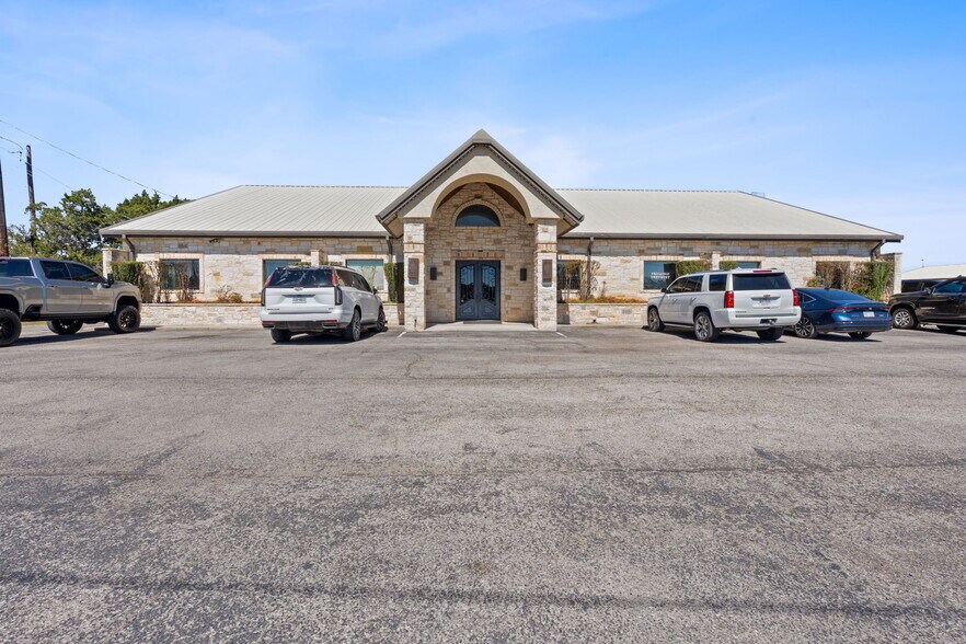 Primary Photo Of 20808 State Highway 71 W, Spicewood Office For Lease