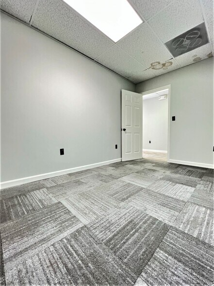 More Photos Of 330 Boston Rd, Billerica Medical For Sale