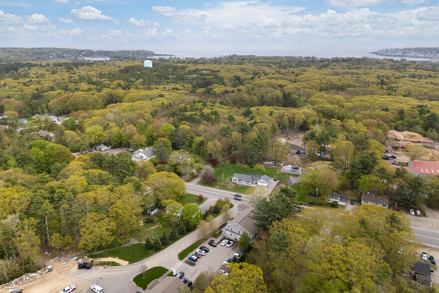 More Photos Of 2 Village Park Dr, York Flex For Lease