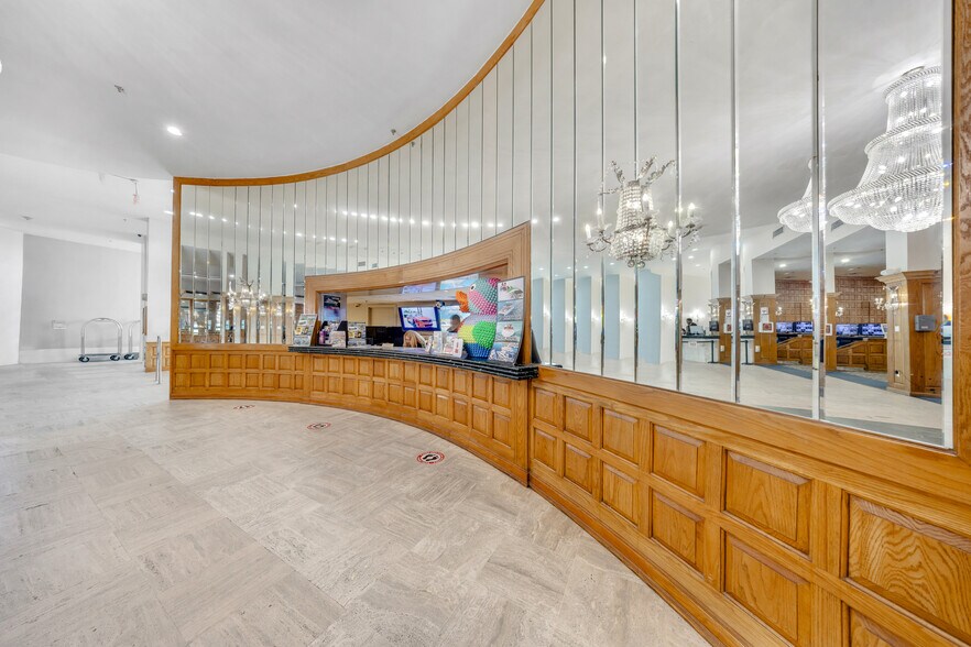 More Photos Of 5445 Collins Ave, Miami Beach Apartments For Sale