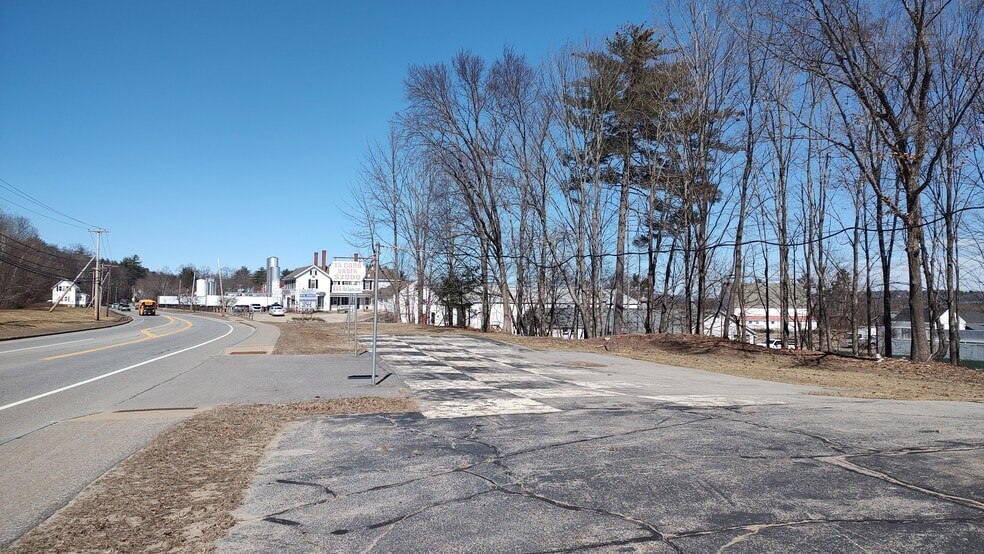 More Photos Of 310 N State St, Concord Auto Dealership For Lease