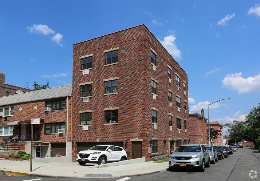 More Photos Of 16805 Depot Rd, Flushing Apartments For Sale