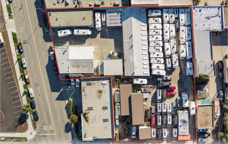 More Photos Of 2610-2620 Bay Rd, Redwood City Manufacturing For Lease