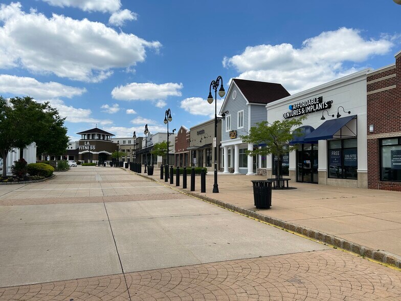 More Photos Of State Route 38 @ Briggs Rd, Mount Laurel Unknown For Lease