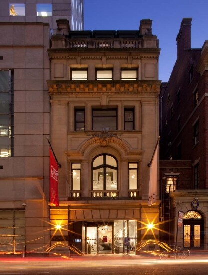 More Photos Of 10 W 56th St, New York Storefront Retail Office For Lease