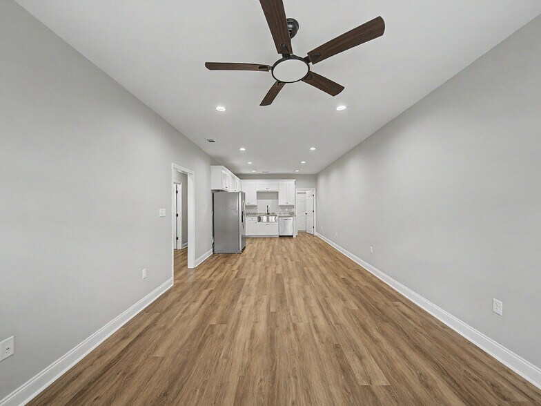 More Photos Of 515 Birch St, Adel Apartments For Sale