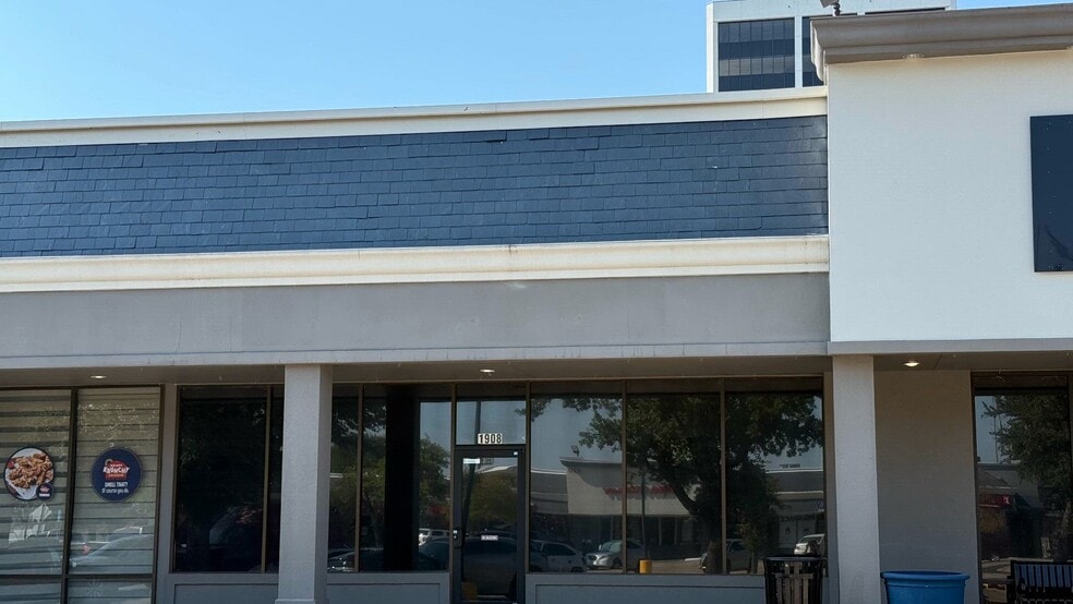 Primary Photo Of 400 N Coit Rd, Richardson General Retail For Lease